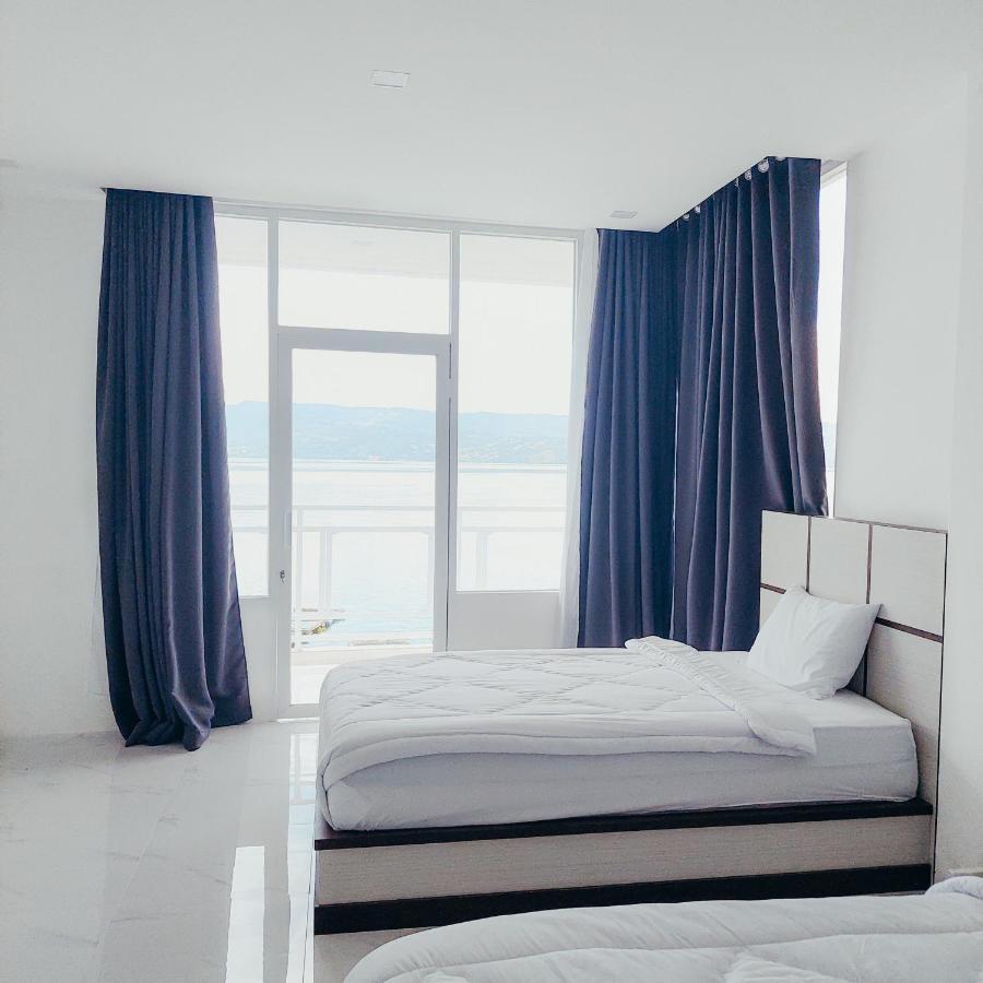 The Riton Hotel Tigaras ภายนอก รูปภาพ